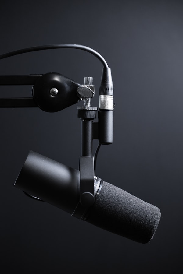 Installation d'enregistrement de podcast avec microphone haut de gamme
